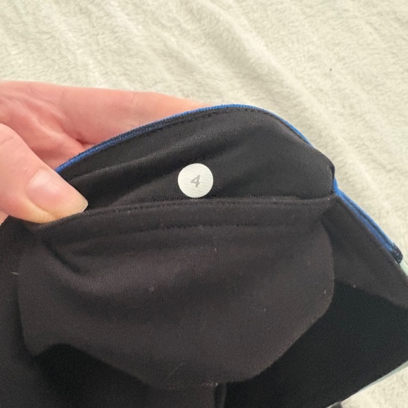 Lulu Lemon Yoga Pants - Picture 7 of 7